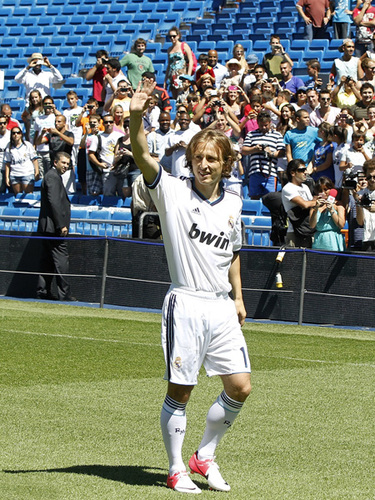 全运会乒乓球成年组晋级名单：向鹏、钱天一、黄友政等晋级