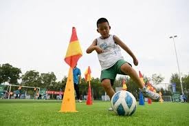 纽约洋基队签下波萨达、基特、派提特和李维拉，这四人日后被称为“关键四人组”